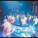 En Jay feat. Flashing Light & Елизавета Патюкова - Танцуй