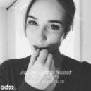 Au5 feat. Danyka Nadeau - Follow You