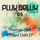 Thomas Datt - Saturn Sky