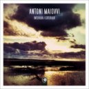 Antoni Maiovvi - Exterior