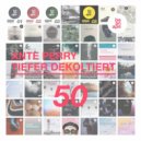 Ante Perry - Tiefer Dekoltiert