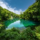 Olas Susurrantes & Reflexiones Acústicas & Piedra de la tierra - Agua Plegándose Sobre Senderos Ocultos ()