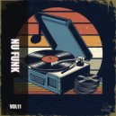Ms. Janette & The Broker - Very Hot (Original Mix)
