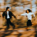 Robyn Florence & DAVIES - Messy ()